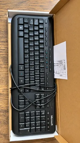 Teclado Microsoft com Fio USB ABNT2