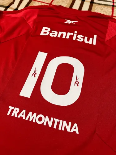 Camisa feminina original do Sport Club Internacional 100 anos