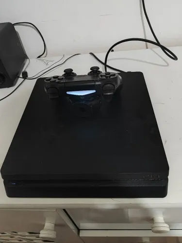Playstation 4. Play4