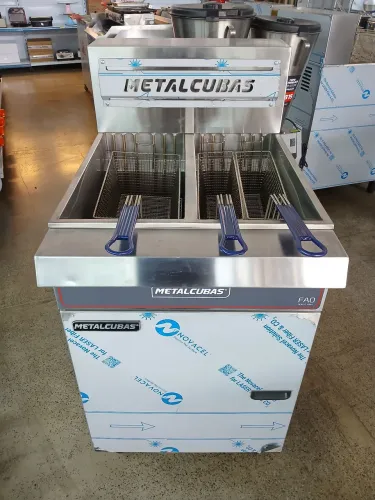 Fritadeira Elétrica Água e Óleo Premium FAO 3 C Duplo PRM 380v Metalcubas