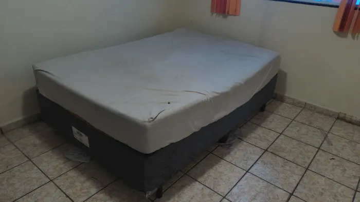 Cama box ( Maria Ortiz ) Retirada até segunda 06/07