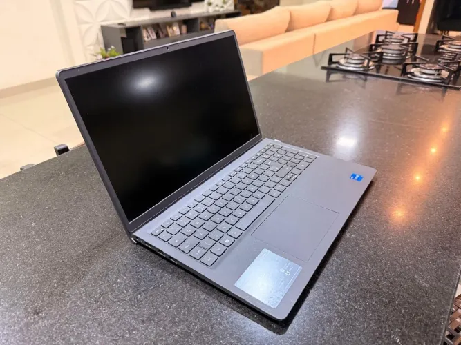 Notebook Dell Inspiron 3025 i5