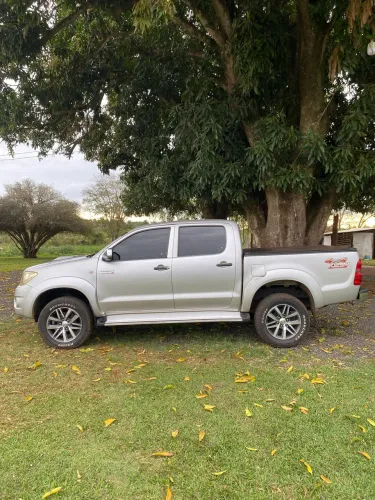 Toyota Hilux CD SRV D4-d 4X4 3.0 TDI Diesel AUT 2009