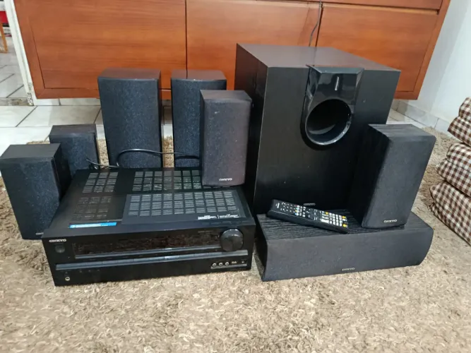 Home Theater Onkyo HT-R590 7.1 completo, muito bem conservado