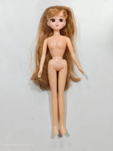 Boneca Licca-chan loira Tomy Importada 23cm