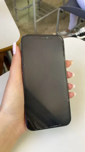 IPHONE 12