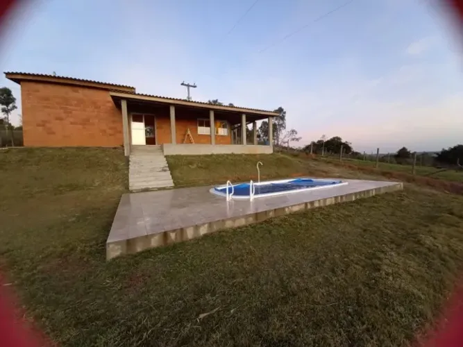 Chacra 1250m² a venda em Piedade-SP, Casa e Piscina, morar ou finais de semana 5min centro