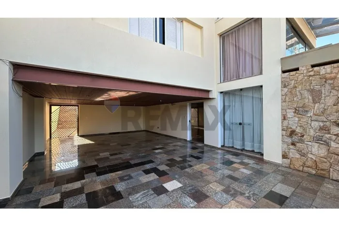Casa à Venda | 3 quartos, 2 suítes, 300,51 m² | Jardim Santana em Americana / SP