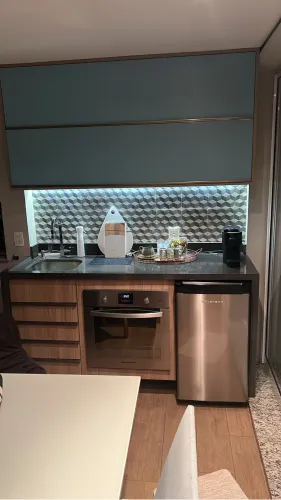 Pia com móvel para área de churrasco ou cozinha