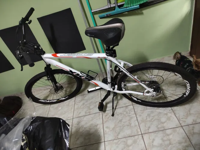 Bicicleta aro 26 com freio a disco