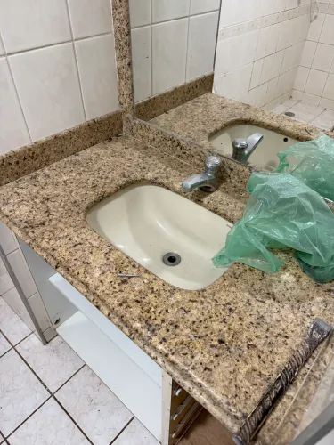 BANCADA PIA BANHEIRO CUBA