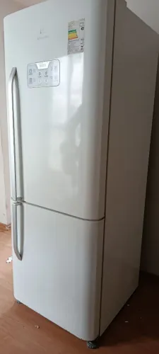 Geladeira Electrolux Frost Free Inverse 454L DB52 - 127V