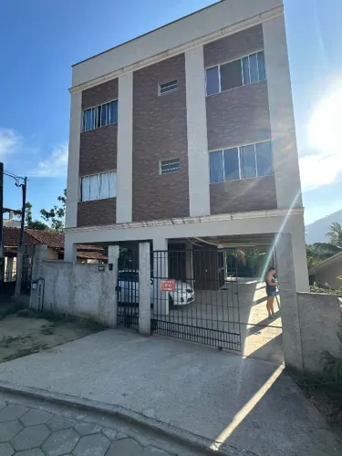 Apartamento com 1 quarto p/ alugar - Ibiraçu ES