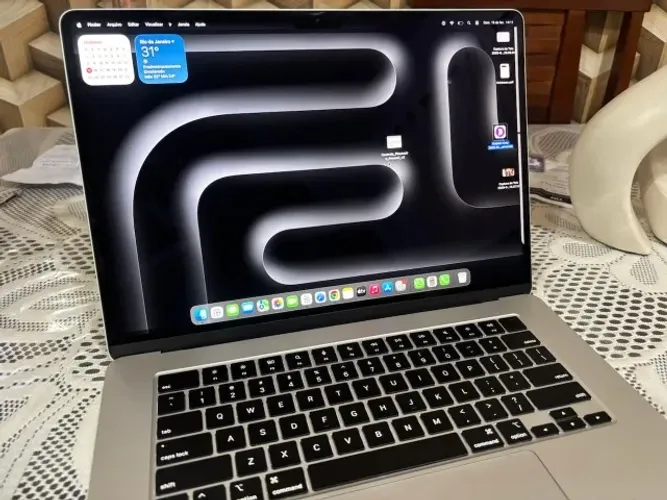 MacBook Air M4 15 polegadas Prateado