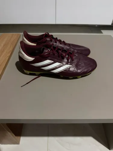 Chuteira Campo Adidas Copa Pure 23 Acad Unissex - Vinho+Branco