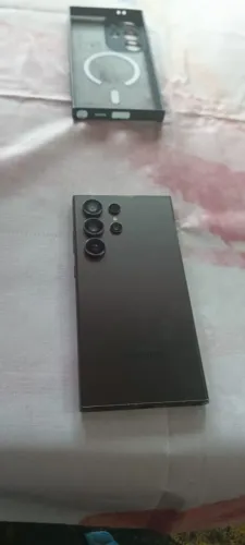 S24 ultra semi novo, sem nenhum arranhão .. * meu whatsapp