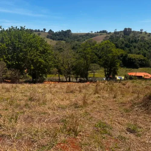 VENDE-SE TERRENO RURAL EM CAMBUÍ/MG - EXCELENTE OPORTUNIDADE!