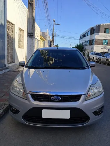 Ford Focus 1.6 S/se/se Plus Flex 8v/16v 5P 2011
