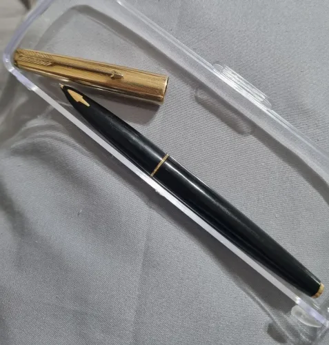 Caneta tinteiro Parker 61usada 