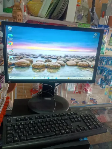 Computador completo com windows 10 em perfeito estado pronto para estudar e trabalhar 