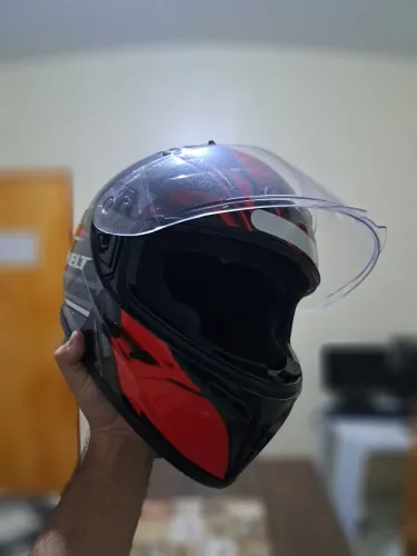Vende-se Capacete Esportivo Helt