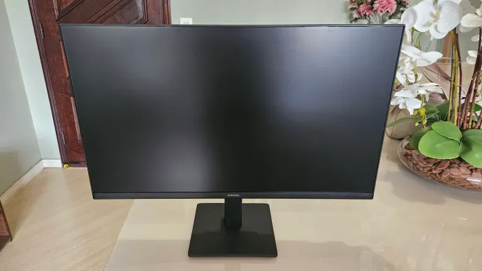 Monitor Samsung 24" S3 Essential