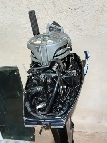 Motor de popa Mercury 25 Hp