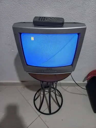TV CCE usada