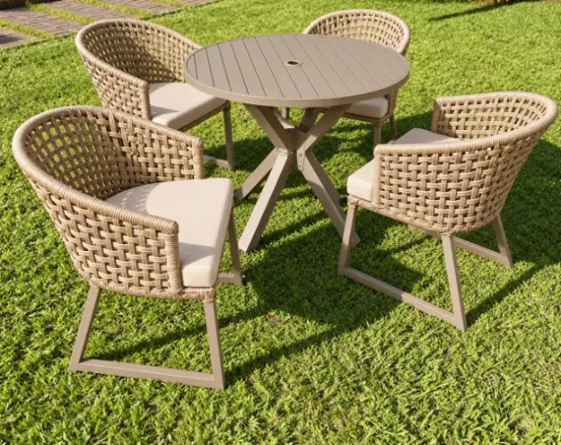 Mesa área externa promoção a pronta entrega