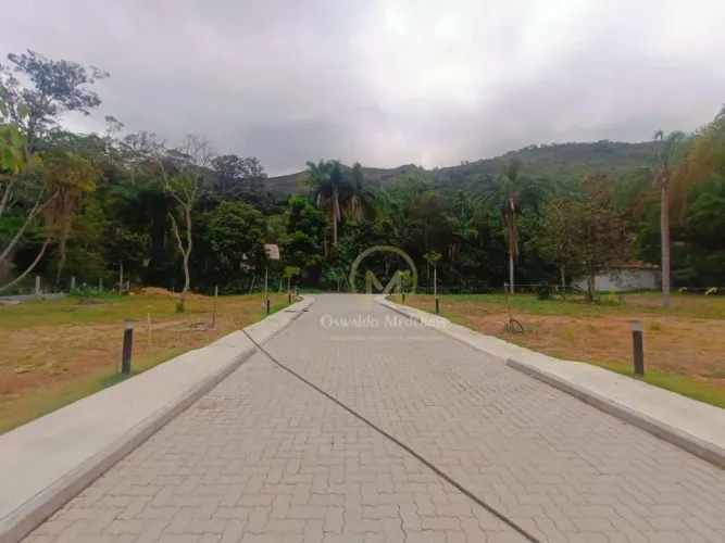 Terreno à venda, 300 m² a partir de R$ 366.164 - Carangola - Petrópolis/RJ