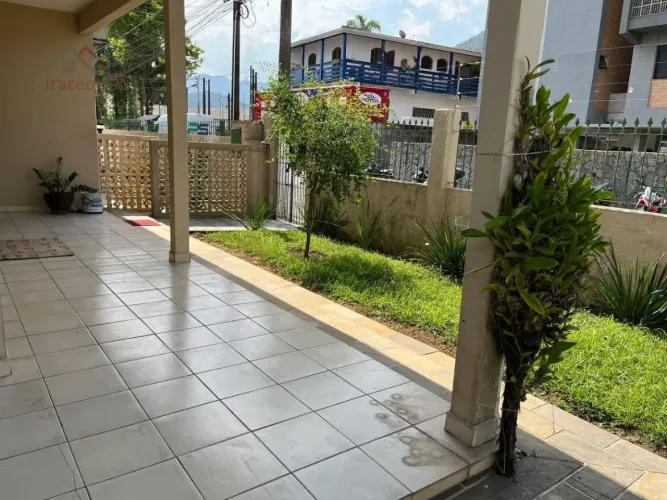 Casa para alugar por R$ 8.000,00/mês - Centro - Ubatuba/SP