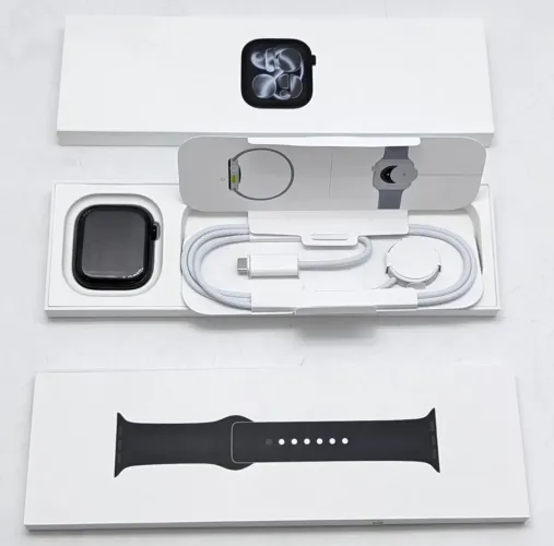 Apple Watch Series 11 46mm com garantia da Apple 10x sem juros