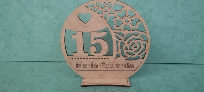 Lembranças de Aniversário, 15 Centros de Mesa de mdf