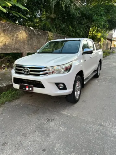 Toyota Hilux CD SRV 4X4 2.8 TDI Diesel Aut. 2018