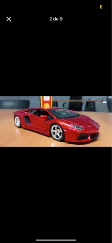 Lamborghini aventador 1/24 Maisto 