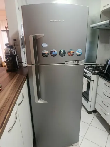 Geladeira 352L Brastemp [Vendo para conserto]