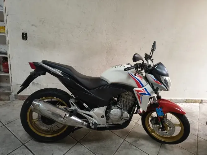 HONDA CB 300R 2015 AC TROCA