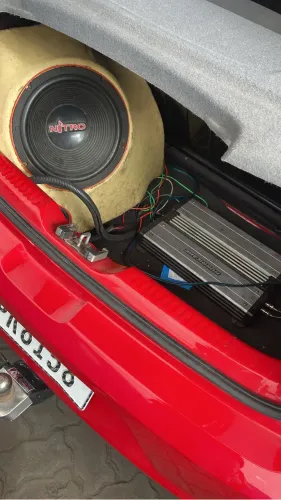 Vendo som automotivo 