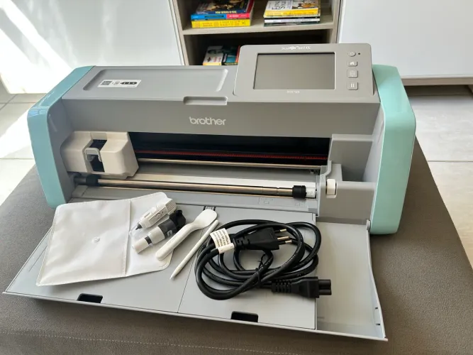 A Máquina de Corte Brother ScanNCut DX SDX125