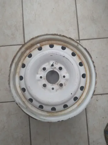 Roda ferro aro 15 FIAT 4x98 branca