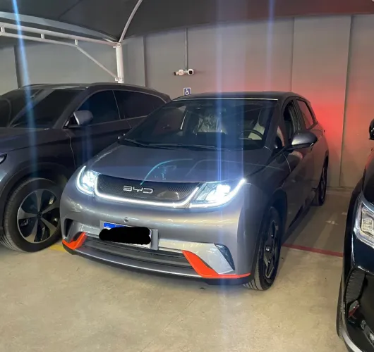 BYD Dolphin EV (Elétrico) 2025
