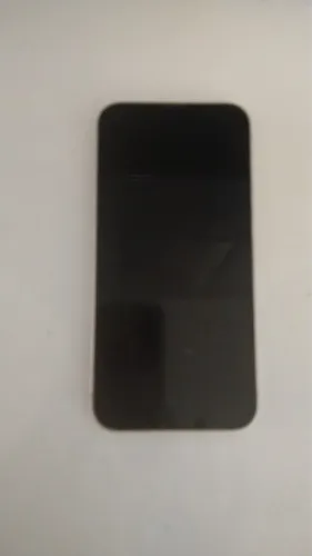 A iPhone 13