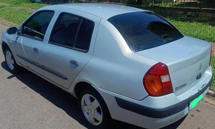 Renault Clio Sed.rt/privil.1.0/1.0 Hi-pow.16v 4P 2003
