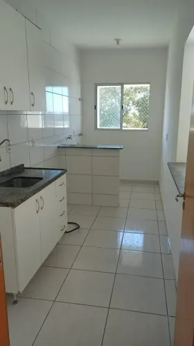 Imóvel para aluguel possui 50 metros quadrados com 3 quartos em Jardim Imperial - Cuiabá -