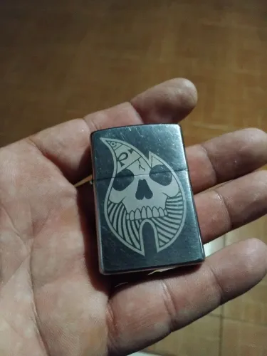 Isqueiro zippo