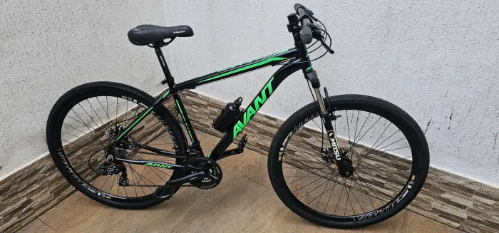 Bicicleta Aro 29 seminova