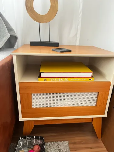 Mesa de Cabeceira
