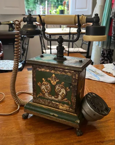 Telefone antigo