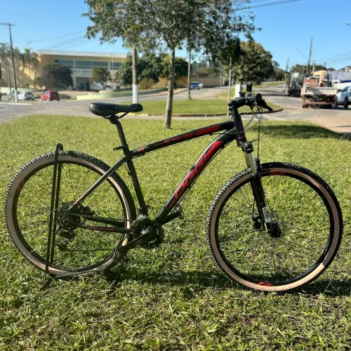 Bicicleta OGGI HACKER (M) Aro 29
