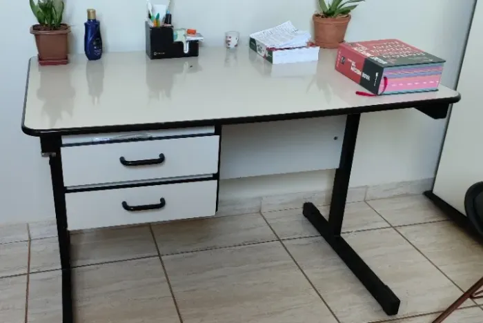 Mesa Escritório/Escrivaninha
